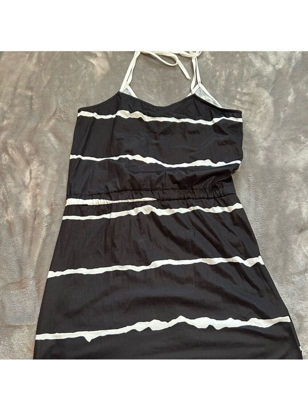 NWOT SHEIN Black and White Striped Dress with Pockets - Picture 3 of 3